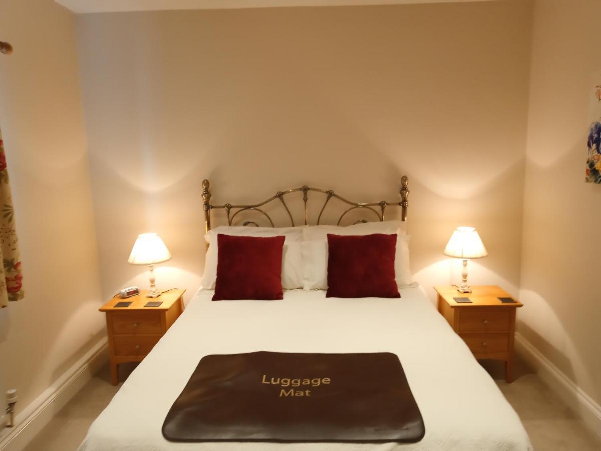 Oak End Lodge เซเวโนคส์ ภายนอก รูปภาพ